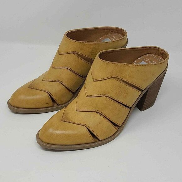 DV by Dolce Vita Tan stacked heel Leather mule, size 9 - Picture 1 of 8